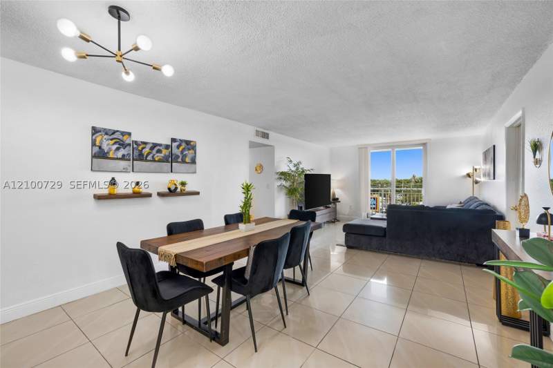 3 bedroom Condominium at 1251 NE 108th St 501, Harbour Pointe Of Miami C, Miami — photo 4