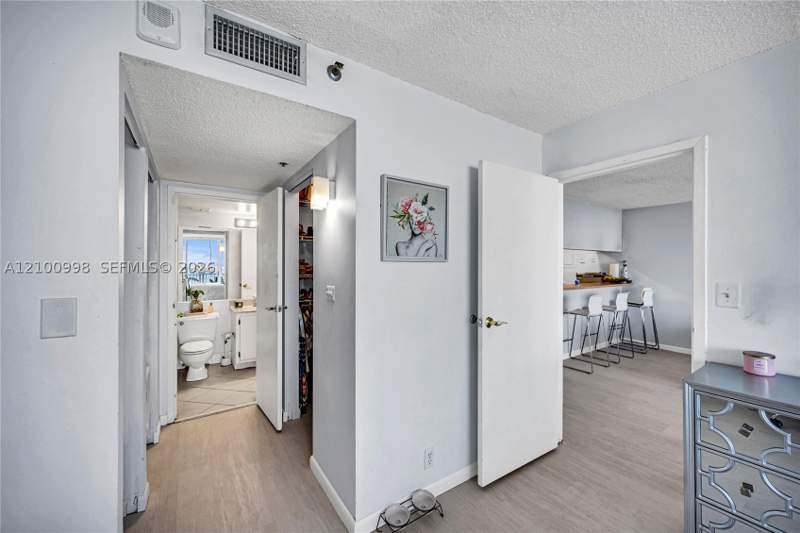 2 bedroom Condominium at 7601 E Treasure Dr 2412, The Grandview Palace, North Bay Village — photo 5
