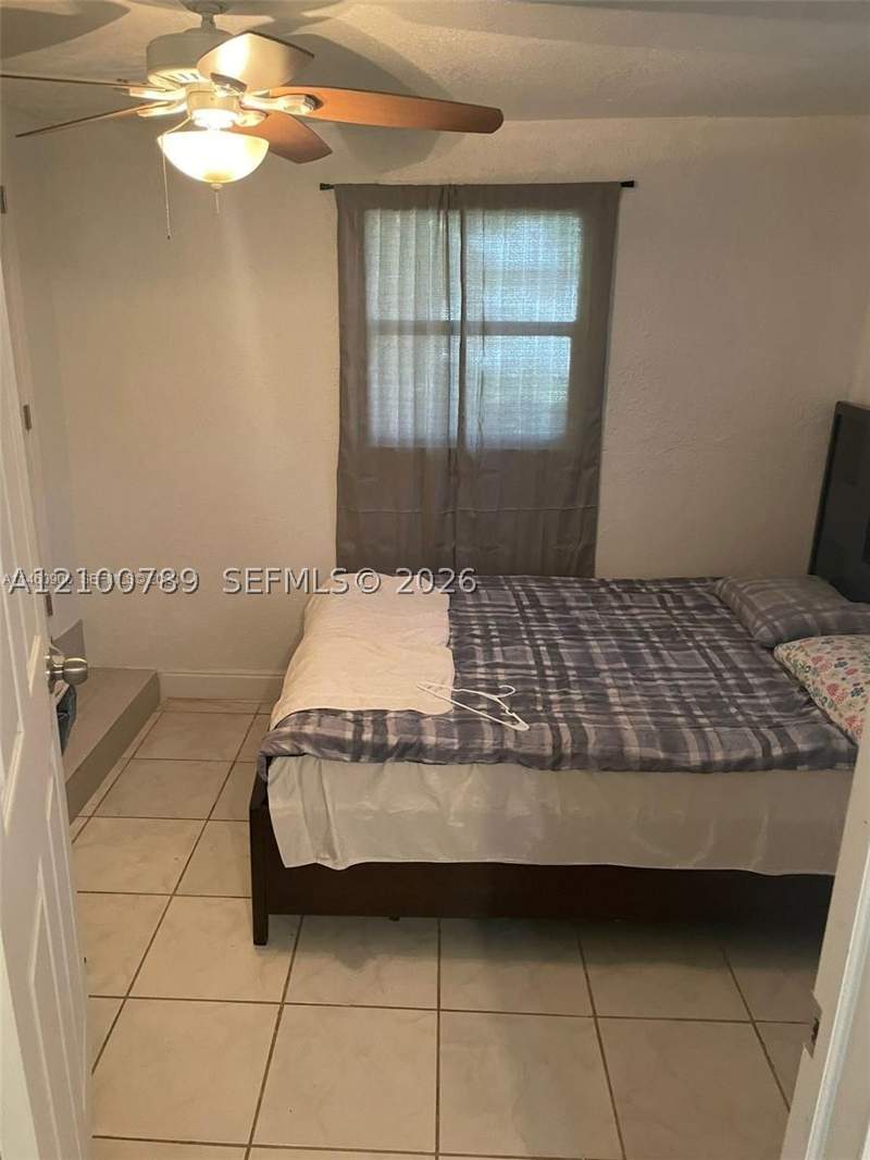 5 bedroom SingleFamilyResidence at 1137 NW 58th Ter, Gabel Sub No 4, Miami — photo 3