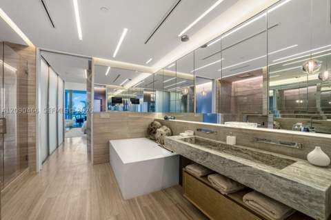 6799 Collins Ave 305, Miami Beach FL - photo 12 of 39