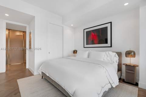 5775 Collins Ave 1005, Miami Beach FL - photo 9 of 26