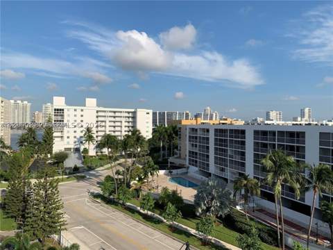 200 178th Dr 702, Sunny Isles Beach FL - photo 14 of 14