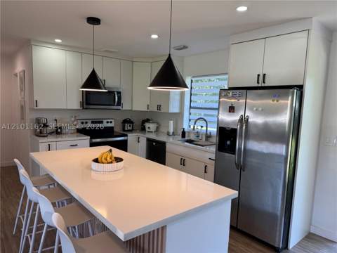 9840 SW 166th St, Miami FL - photo 11 of 29