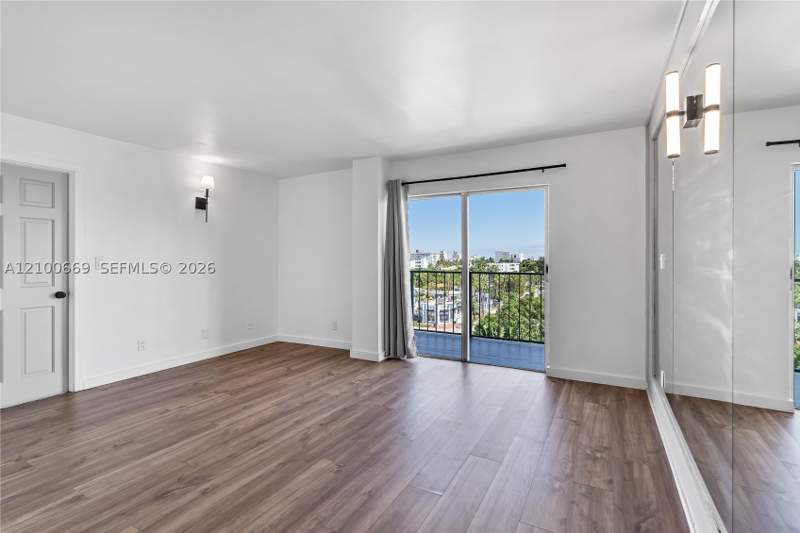 2 bedroom Condominium at 899 West Ave 7A, Baycourt Towers Condo, Miami Beach — photo 3
