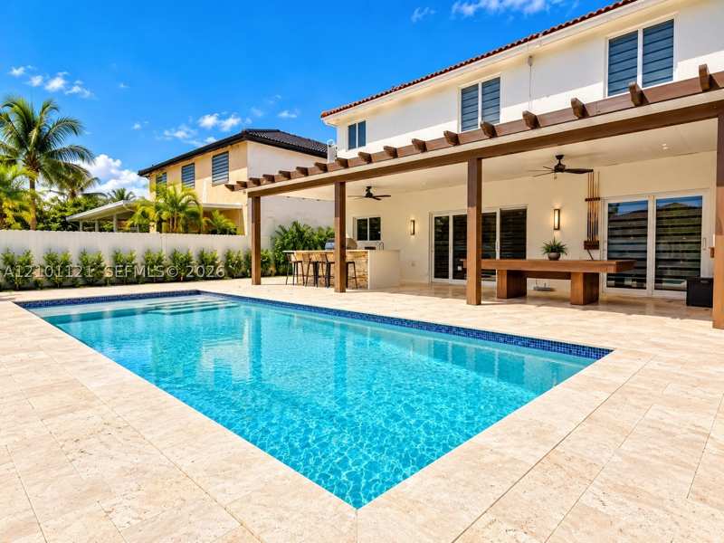 4 bedroom SingleFamilyResidence at 7874 NW 194th St, Spanish Lakes, Hialeah — photo 1