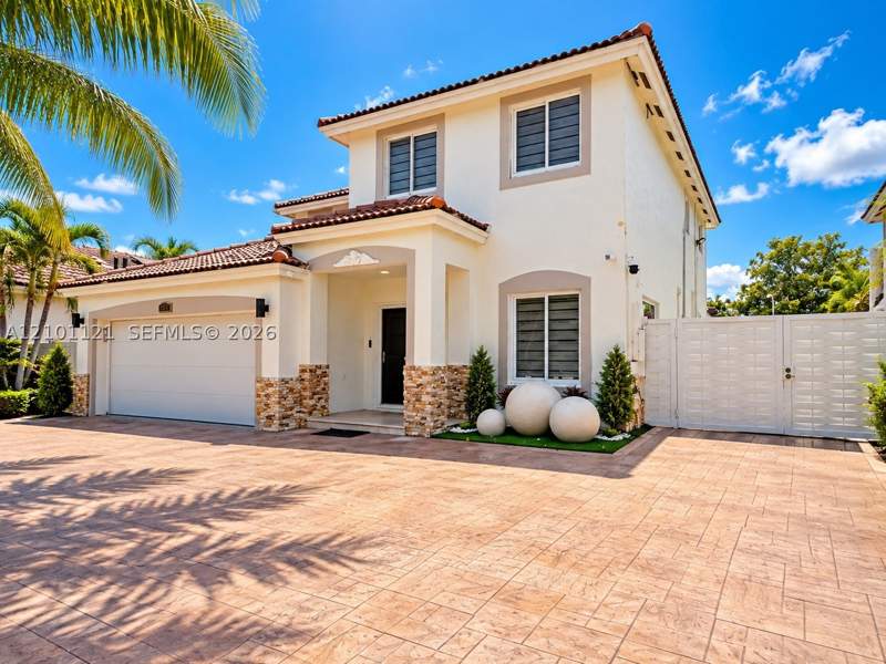 4 bedroom SingleFamilyResidence at 7874 NW 194th St, Spanish Lakes, Hialeah — photo 2