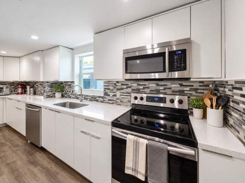 2520 SW 22nd Ter, Miami FL - photo 10 of 25