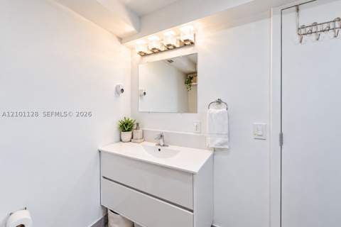 2520 SW 22nd Ter, Miami FL - photo 12 of 25