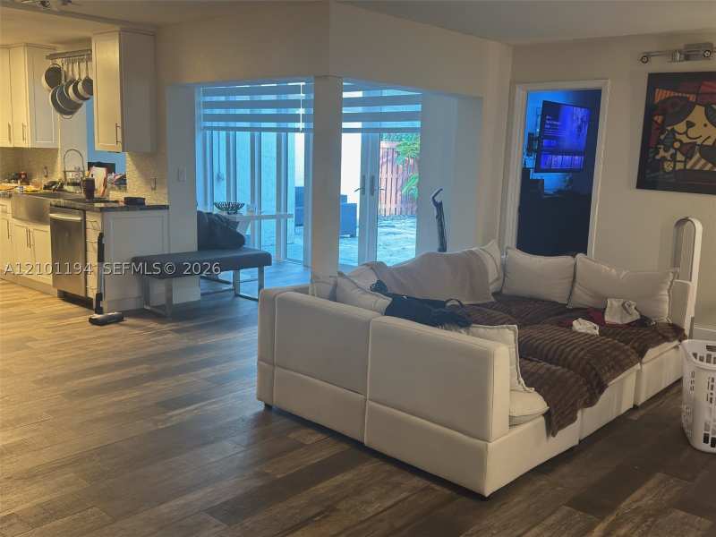 2 bedroom Condominium at 323 Ives Dairy Rd 323-08, Condo B At Mediterranea P, Miami — photo 1