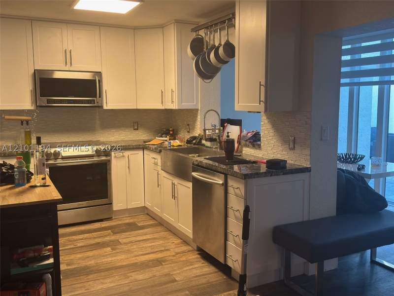 2 bedroom Condominium at 323 Ives Dairy Rd 323-08, Condo B At Mediterranea P, Miami — photo 2