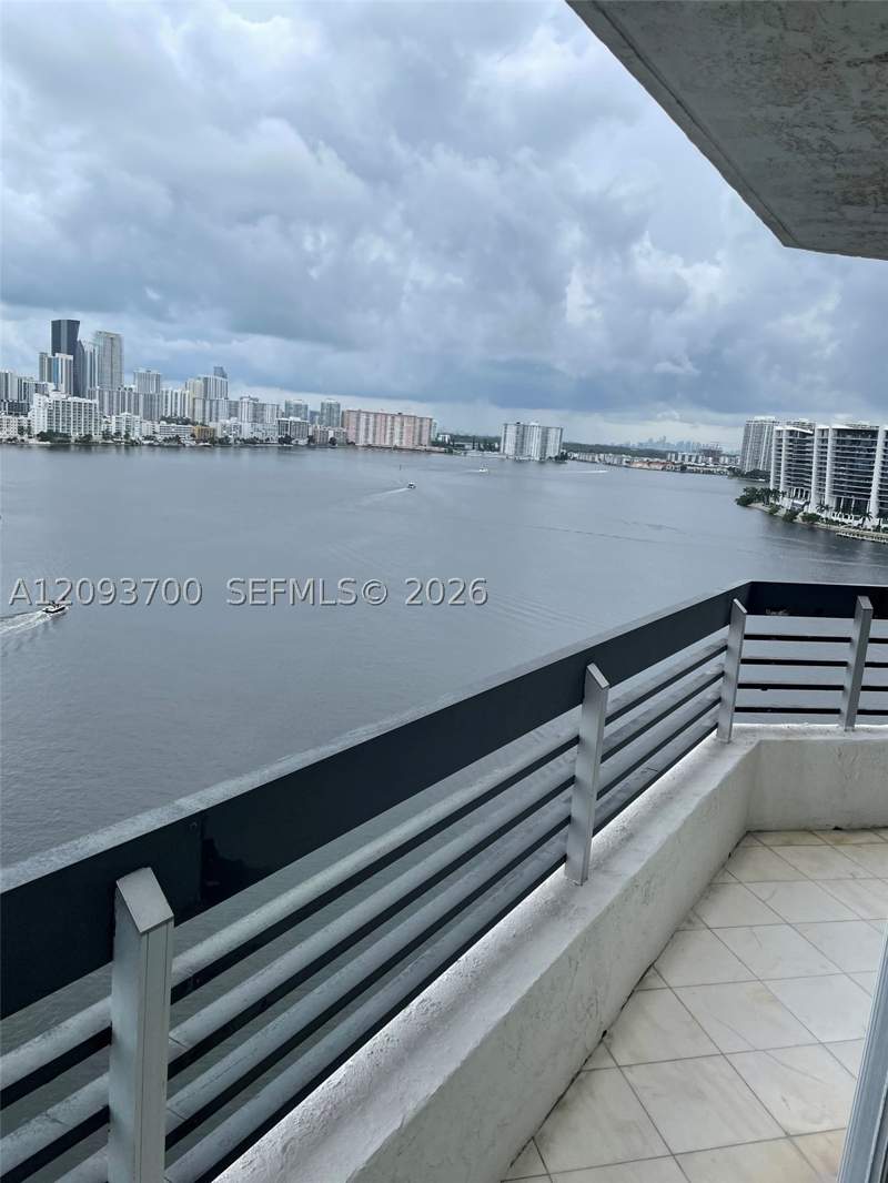 3 bedroom Condominium at 19101 NE 36th Ct 1612, Mystic Pointe Condo No Th, Aventura — photo 2