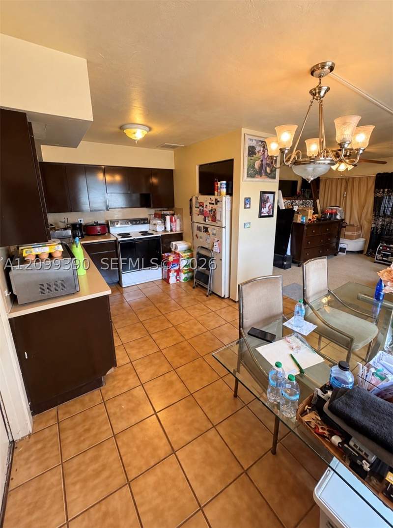 3 bedroom SingleFamilyResidence at 3271 NW 182nd St, Bankers Sub #1, Miami Gardens — photo 4