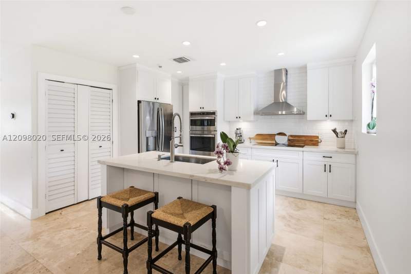 3 bedroom SingleFamilyResidence at 3311 SW 64 ave, Coral Villas Rev, Miami — photo 2
