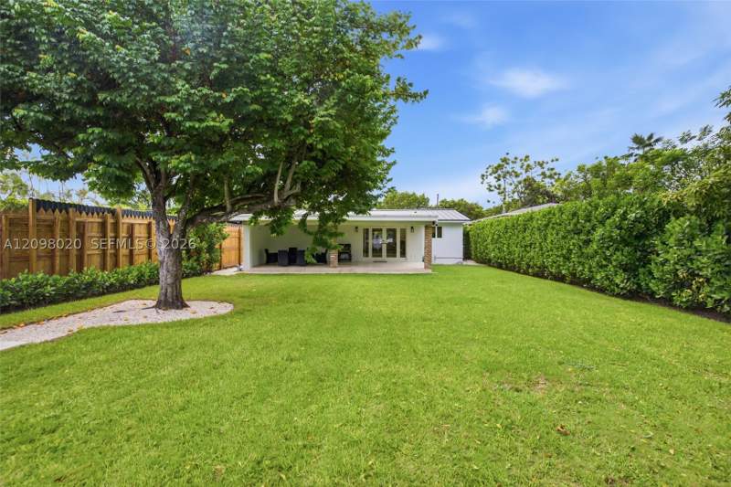 3 bedroom SingleFamilyResidence at 3311 SW 64 ave, Coral Villas Rev, Miami — photo 3