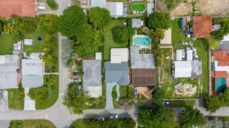3 bedroom SingleFamilyResidence at 3311 SW 64 ave, Coral Villas Rev, Miami — photo 5