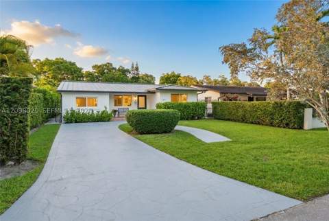 3311 SW 64 ave, Miami FL - photo 6 of 36
