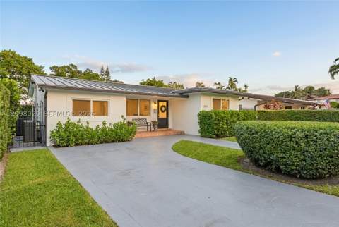 3311 SW 64 ave, Miami FL - photo 7 of 36