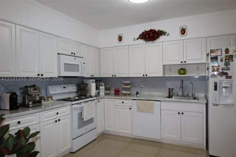 1290 NW 15th St, Homestead FL - photo 6 of 17