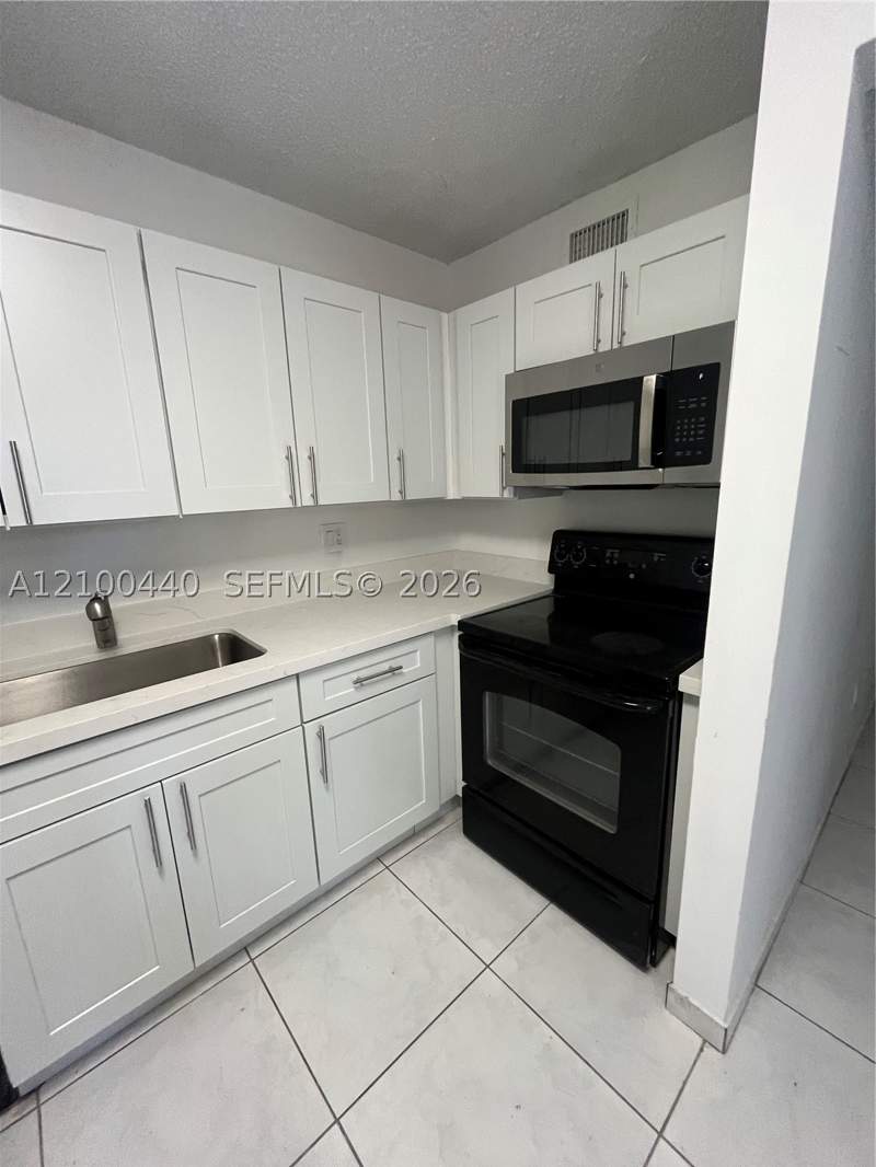 2 bedroom Condominium at 7430 SW 153rd Pl 106-1, Highlands At Kendall Lks, Miami — photo 3