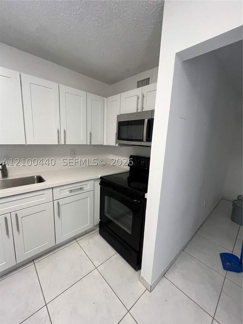 2 bedroom Condominium at 7430 SW 153rd Pl 106-1, Highlands At Kendall Lks, Miami — photo 4