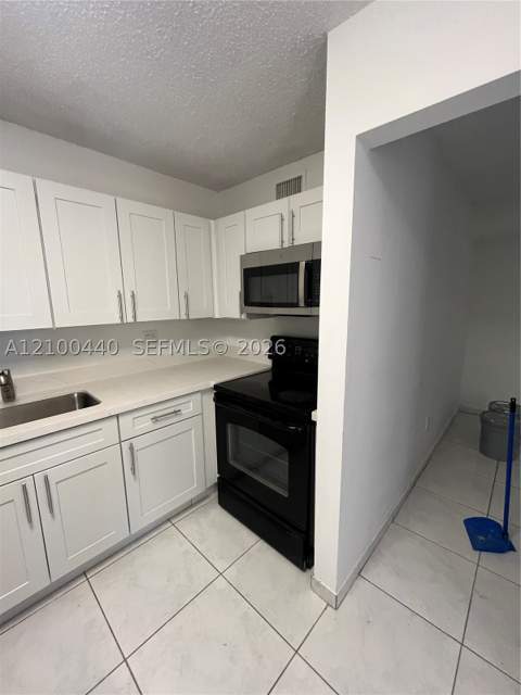 7430 SW 153rd Pl 106-1, Miami FL - photo 7 of 33