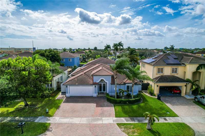 4 bedroom SingleFamilyResidence at 15822 SW 140th St, Milon Venture, Miami — photo 1
