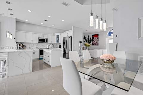 15822 SW 140th St, Miami FL - photo 11 of 45
