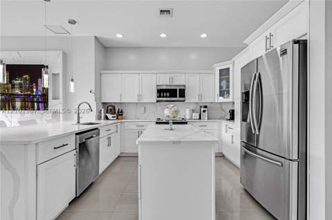 15822 SW 140th St, Miami FL - photo 12 of 45