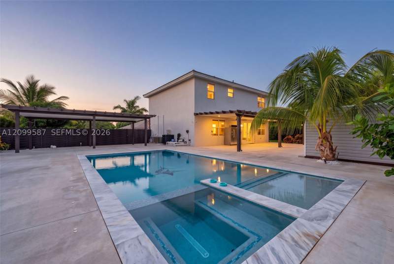 4 bedroom SingleFamilyResidence at 19815 SW 132nd Ct, Bright Homes, Miami — photo 2
