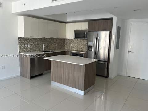 5252 NW 85th Ave 1009, Doral FL - photo 11 of 44