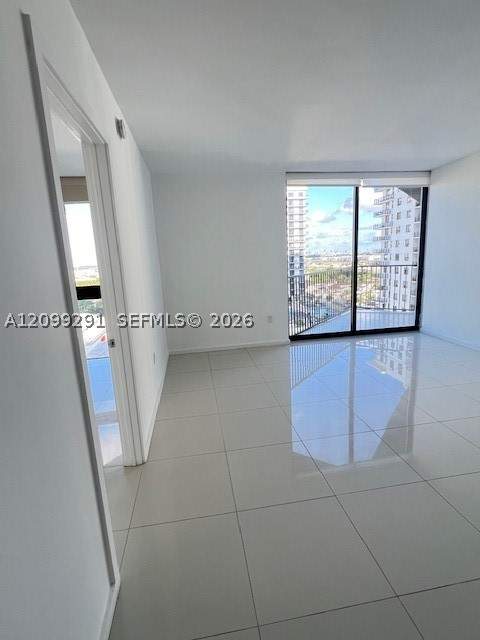 5252 NW 85th Ave 1009, Doral FL - photo 6 of 44
