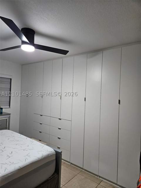 2348 W 56th St 19, Hialeah FL - photo 7 of 10