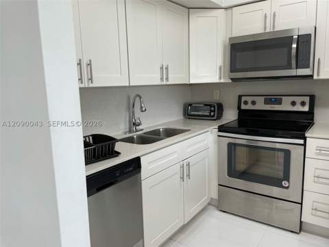 3300 NE 191 St 504, Aventura FL - photo 9 of 19