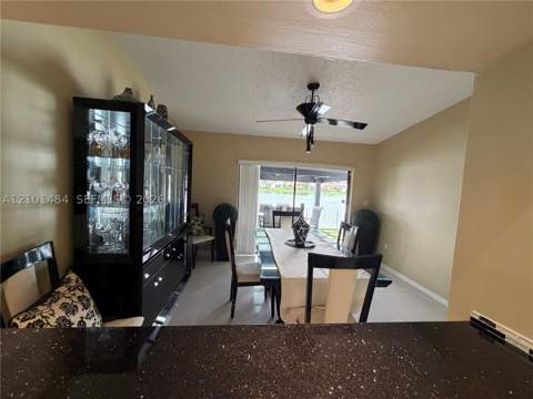 17819 NW 66th Ct Cir, Hialeah FL - photo 9 of 33