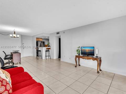 2500 NE 135th St C502, North Miami FL - photo 12 of 97