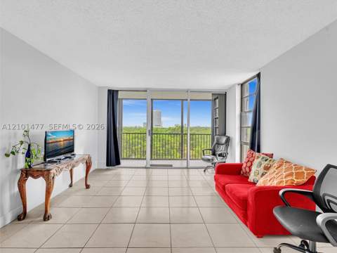 2500 NE 135th St C502, North Miami FL - photo 8 of 97