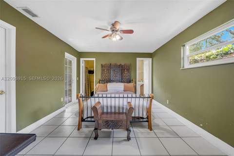 2048 NE 180th St, North Miami Beach FL - photo 11 of 41