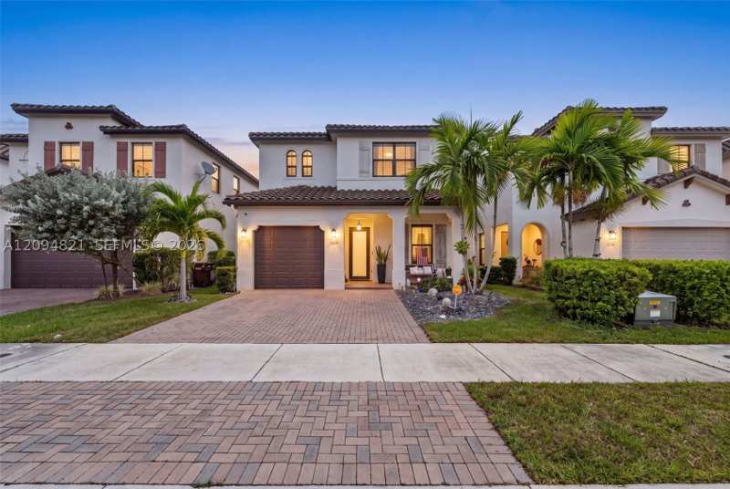 4 bedroom SingleFamilyResidence at 3226 W 97th St, Bonterra, Hialeah — photo 1
