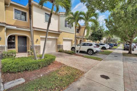 371 NE 194th Ter, Miami FL - photo 6 of 35