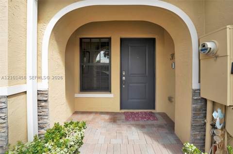 371 NE 194th Ter, Miami FL - photo 7 of 35