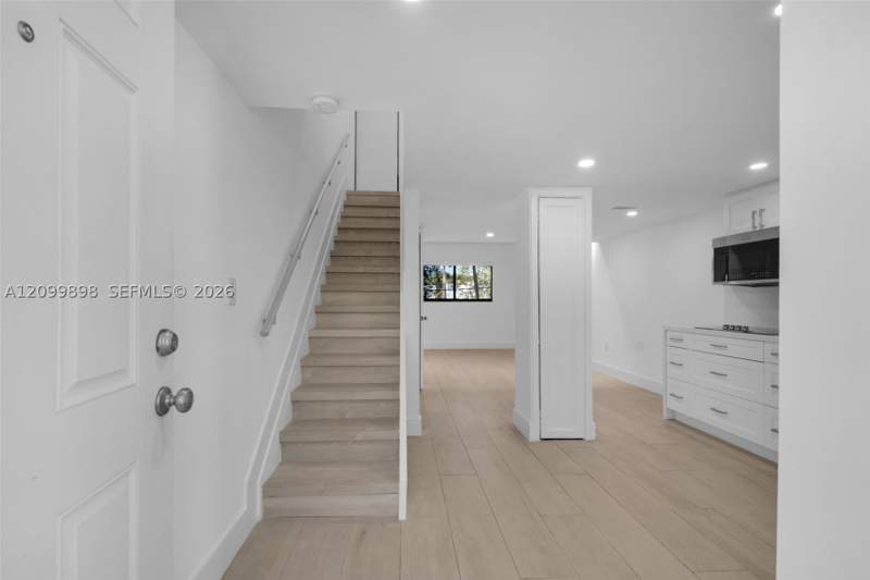 2 bedroom Condominium at 5750 Turin St 206, Gables South Condo, Coral Gables — photo 5