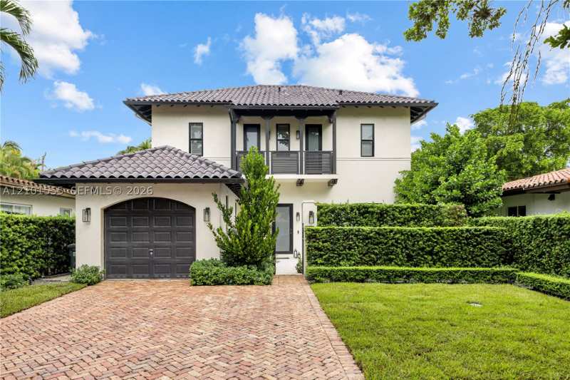 4 bedroom SingleFamilyResidence at 705 Madeira Ave, Coral Estates, Coral Gables — photo 1