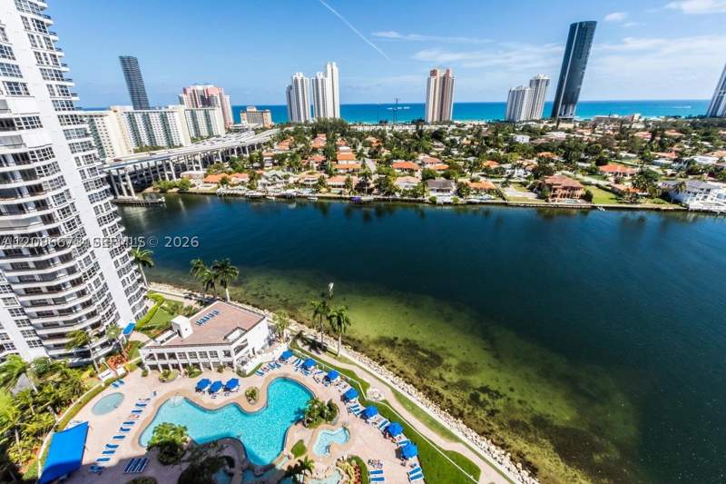 2 bedroom Condominium at 19101 NE 36th Ct 2811, Mystic Pointe Condo No Th, Aventura — photo 2