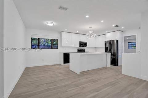 2310 NE 195th St, Miami FL - photo 10 of 28