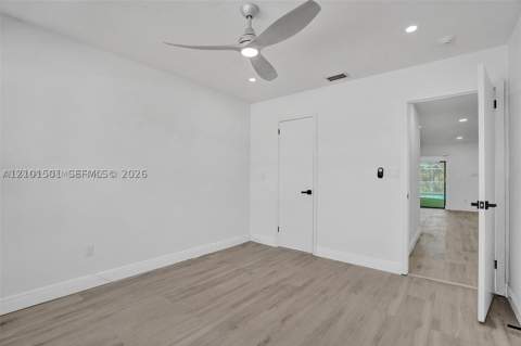 2310 NE 195th St, Miami FL - photo 12 of 28