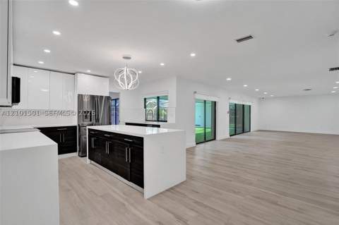 2310 NE 195th St, Miami FL - photo 8 of 28