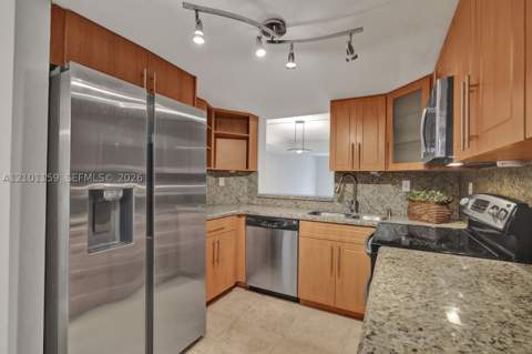 12346 NW 11th Ln 1009, Miami FL - photo 6 of 43