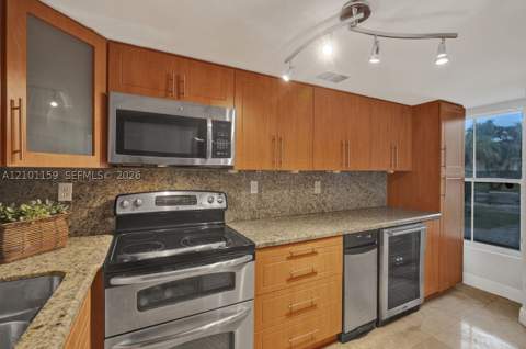 12346 NW 11th Ln 1009, Miami FL - photo 8 of 43