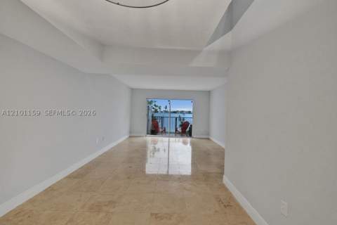 12346 NW 11th Ln 1009, Miami FL - photo 9 of 43