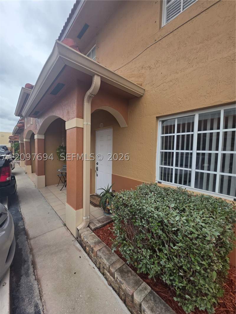 3 bedroom Townhouse at 2505 W 76th St 103, West Palm Villas III Cond, Hialeah — photo 5